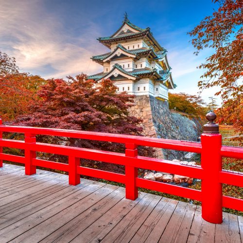 hirosaski-castle-japan.jpg
